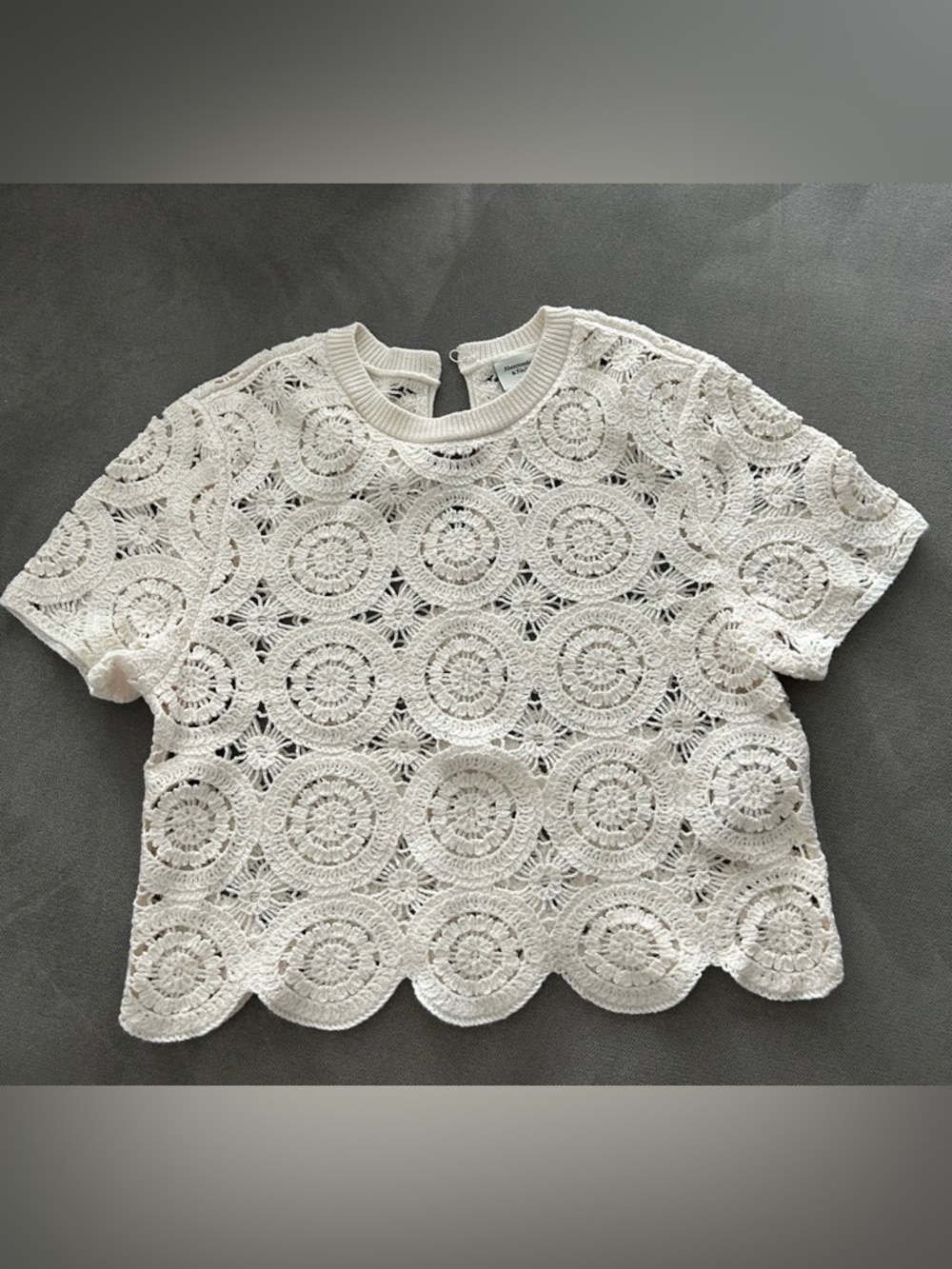 Abercrombie & Fitch White Crochet Crop Top. Brand New! No tags.